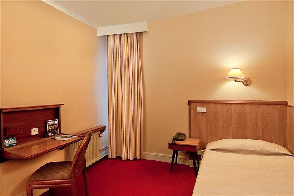 L'Ouest Hotel Paris Bagian luar foto